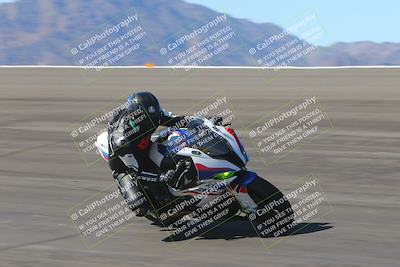 media/Oct-01-2023-SoCal Trackdays (Sun) [[4c570cc352]]/Bowl (1020am)/